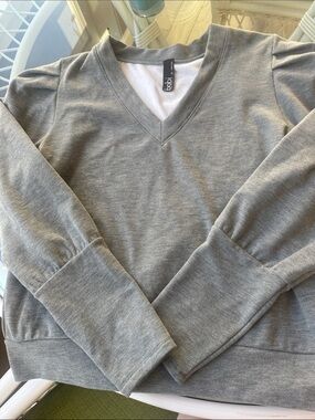 bobi Light Gray V-Neck Sweater
